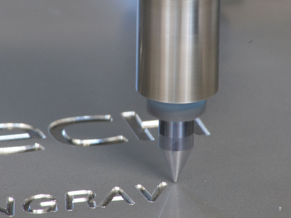 Vi graverer alt | Gravering / Graveringsverksted | Låsesmeden Larvik